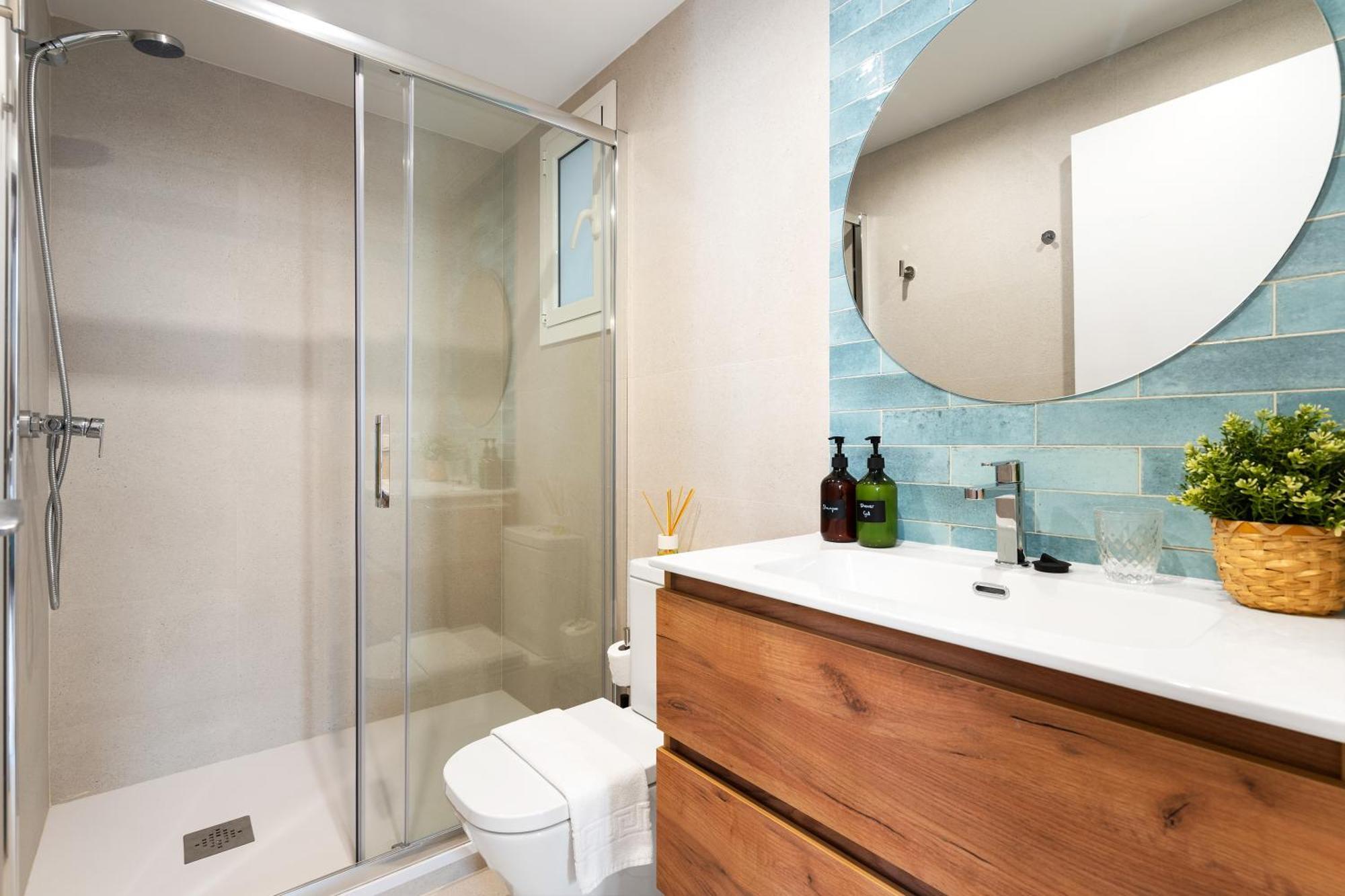 Lodging Apartments Beach Studio 11 Барселона Екстериор снимка
