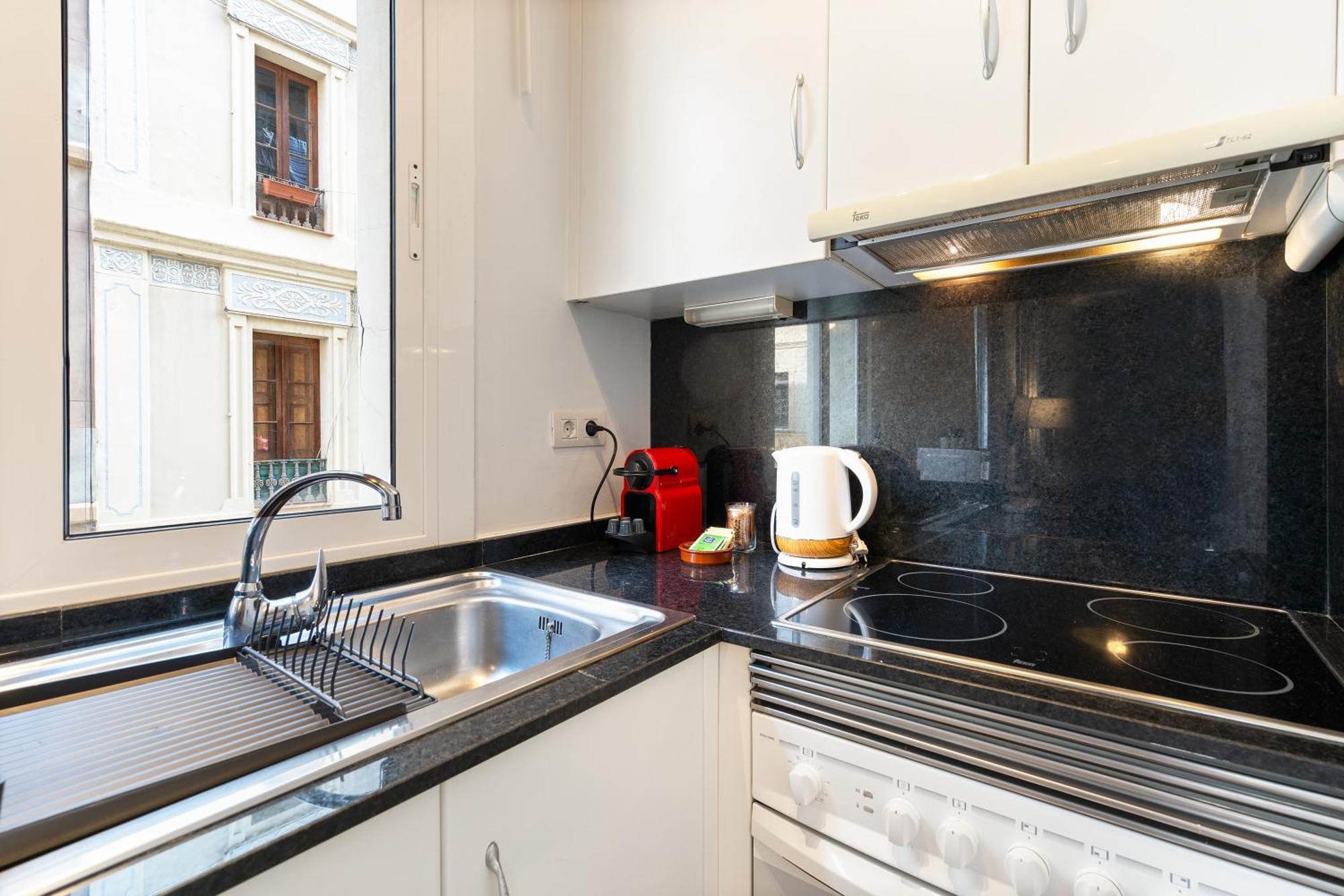 Lodging Apartments Beach Studio 11 Барселона Екстериор снимка