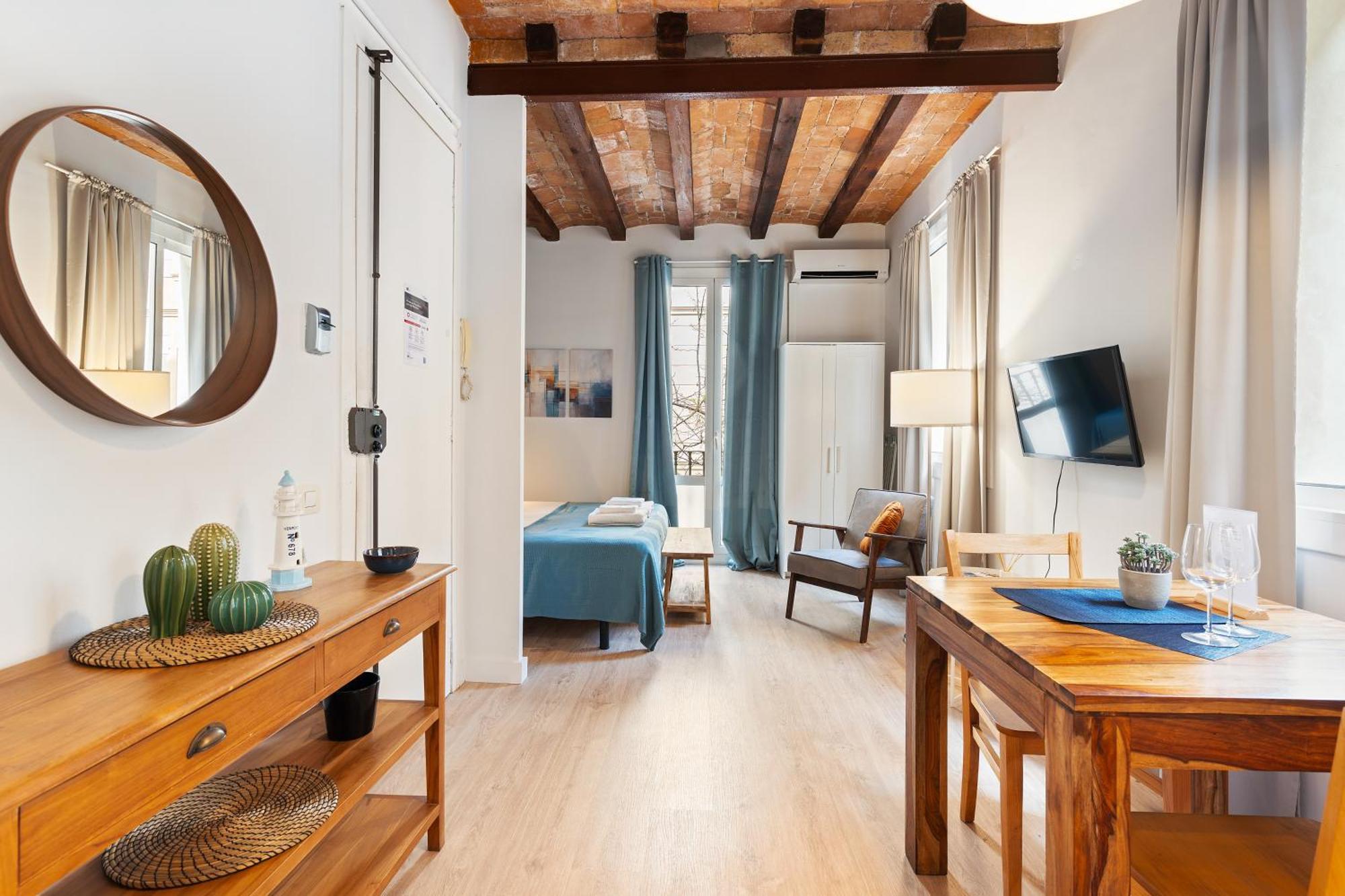 Lodging Apartments Beach Studio 11 Барселона Екстериор снимка